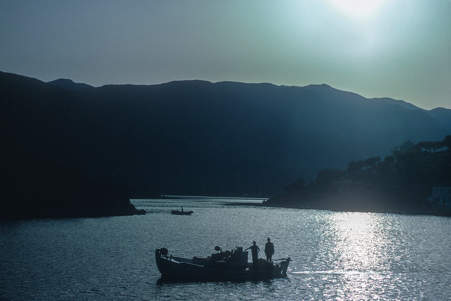 Πελοπόννησος: Γέρακας οι ψαράδες
