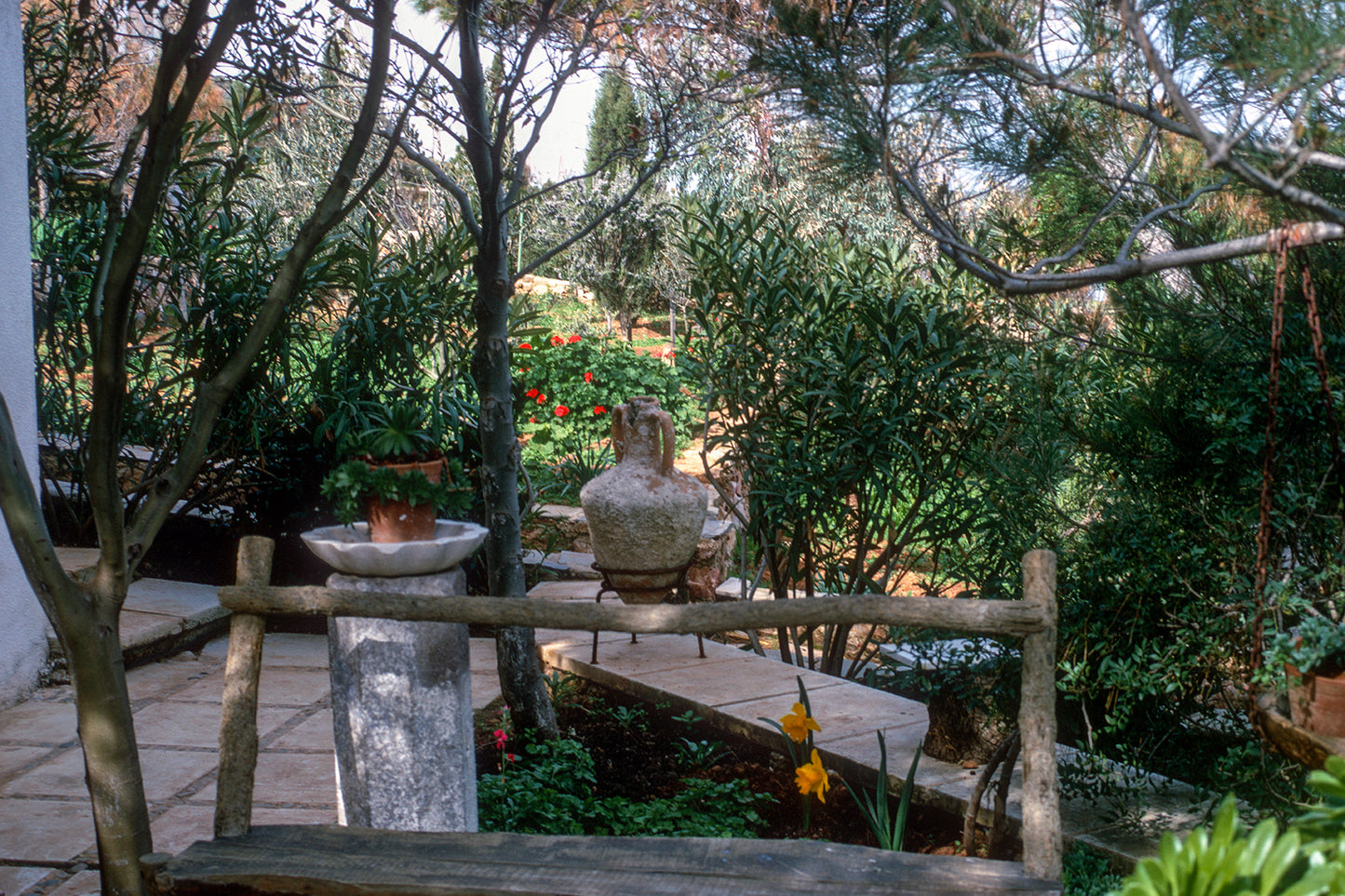 A garden in Vravrona