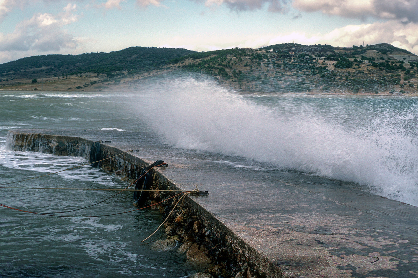 Vravrona pier, the waves