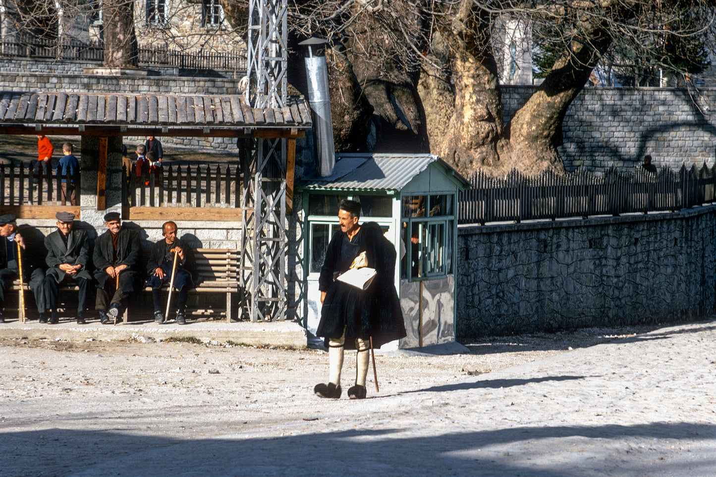 Μετσοβίτες στην πλατεία