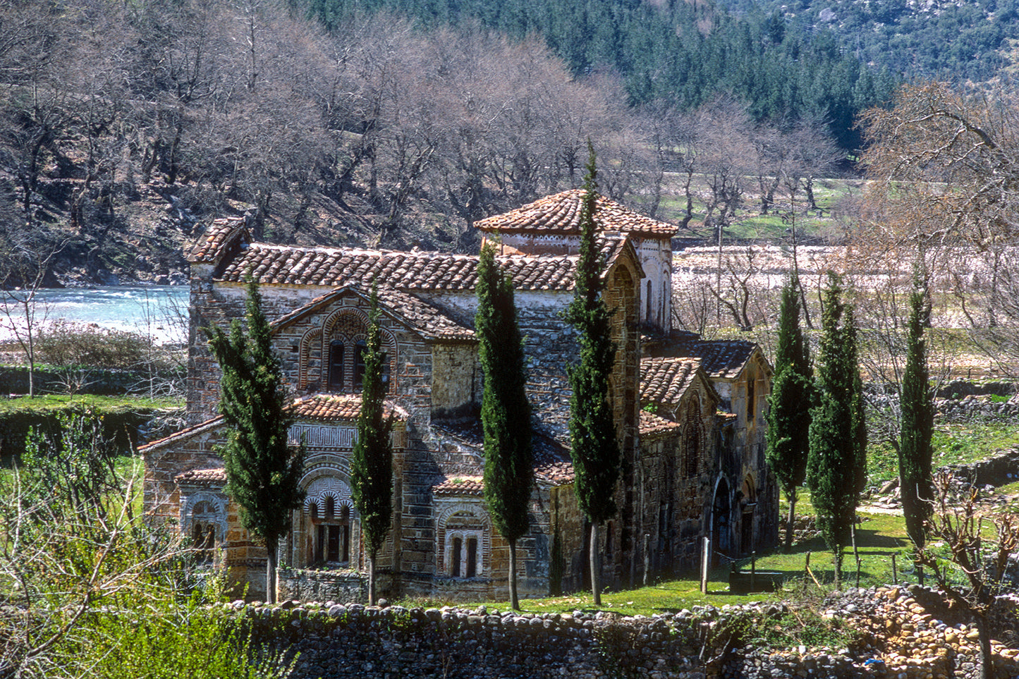 Η Πόρτα Παναγιά στα Τρίκαλα