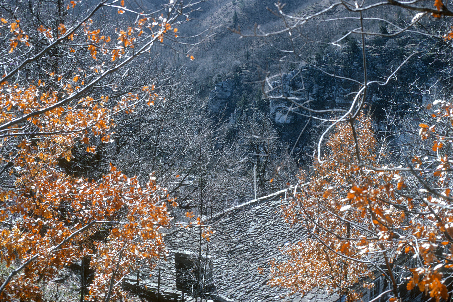 Epirus driving towards Zagoria