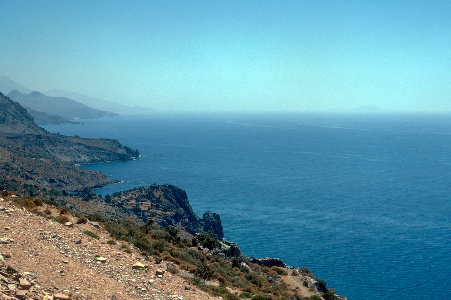 Κρήτη η ακτή στα Σφακιά