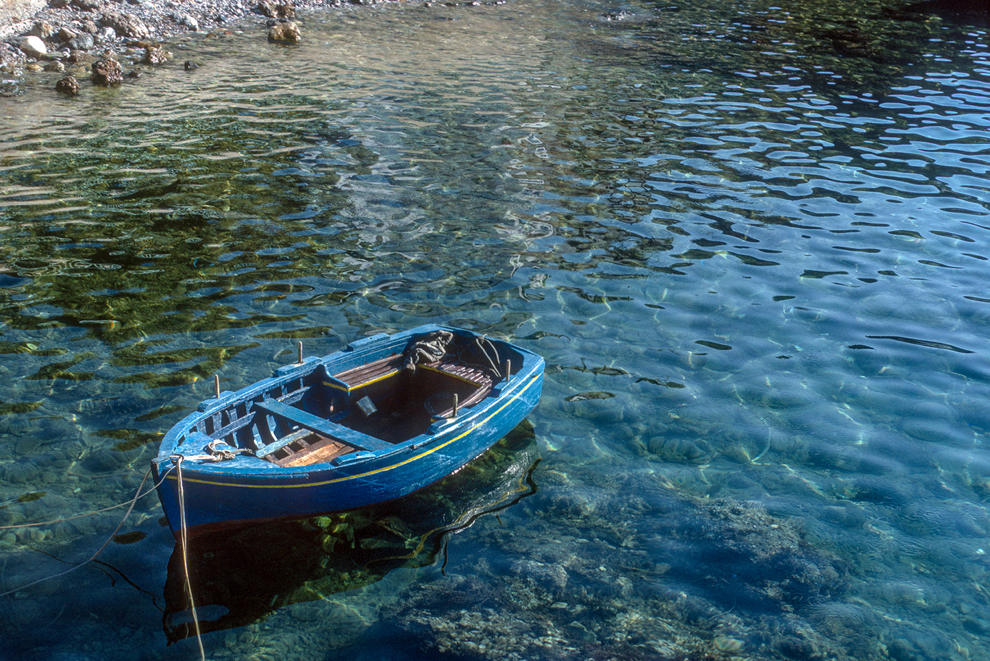 Κρήτη ένα βαρκάκι στα Σφακιά