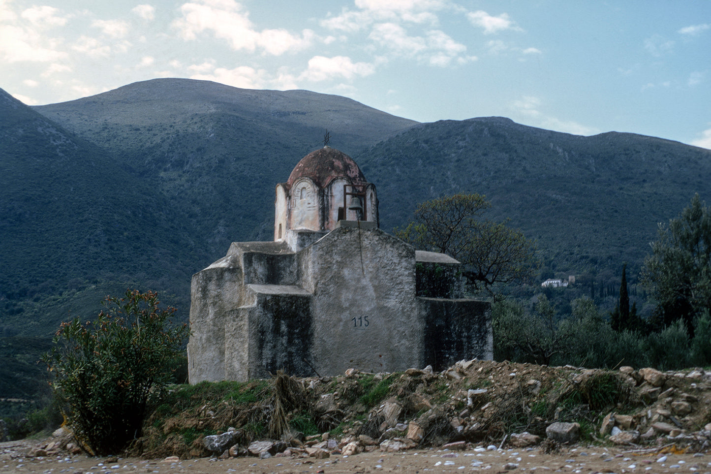 A church in Scoutari in Mani