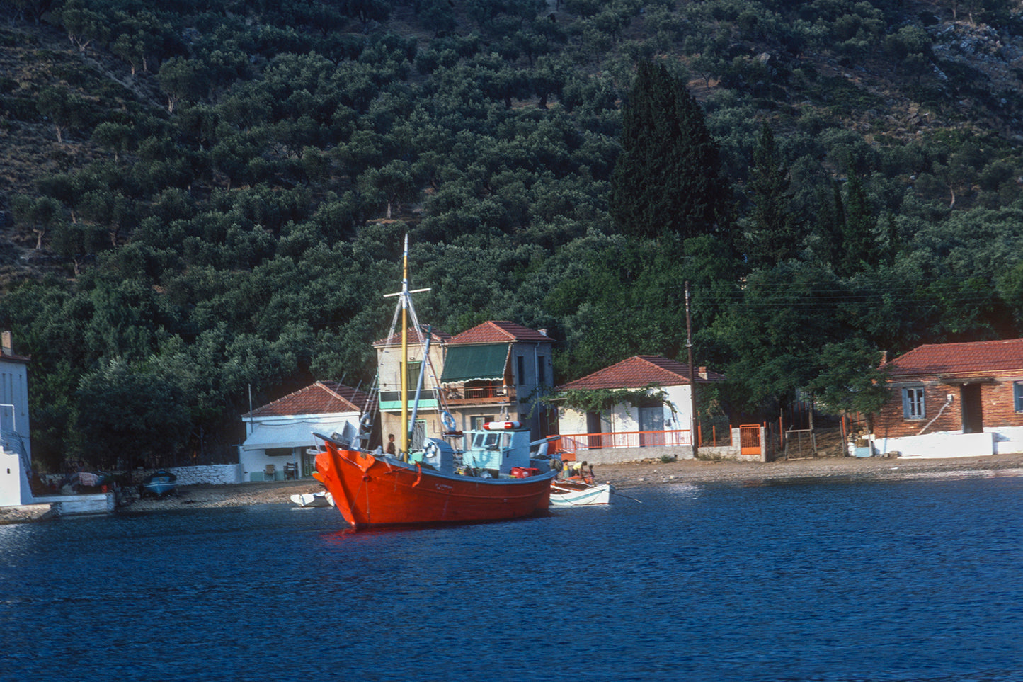 Καϊκι στο Τρίκερι