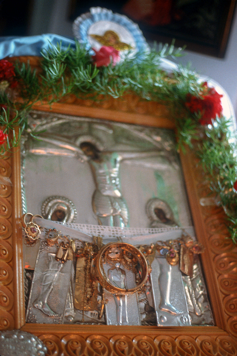 Η εικόνα με τα τάματα στην Σίφνο