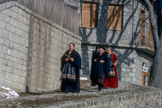 Metsovo, women going to church