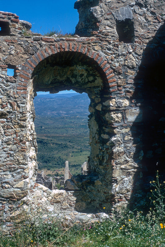 Peloponnese, the view through the arch in Mystras 