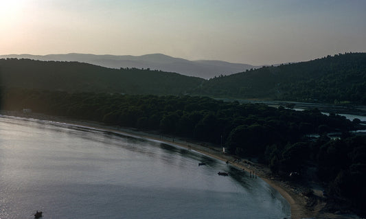 Σκιάθος, οι Κουκουναριές στην δύση