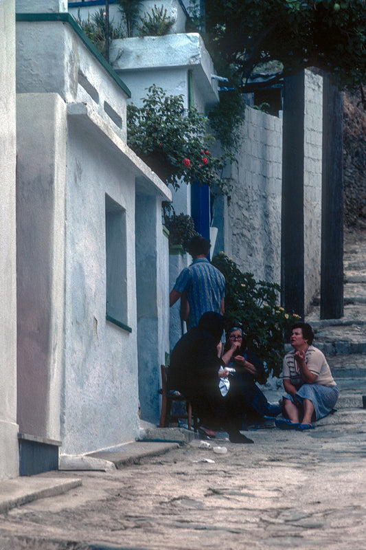 Having a chat in Skopelos