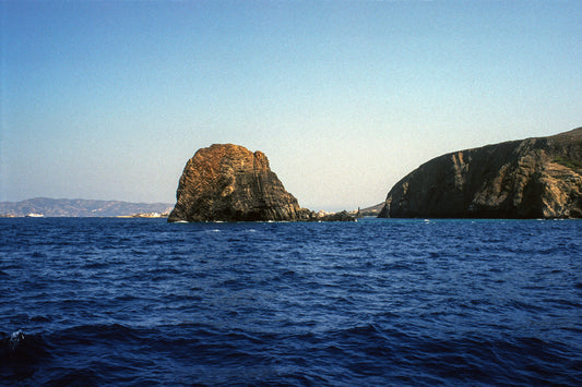 Sailing towards Milos