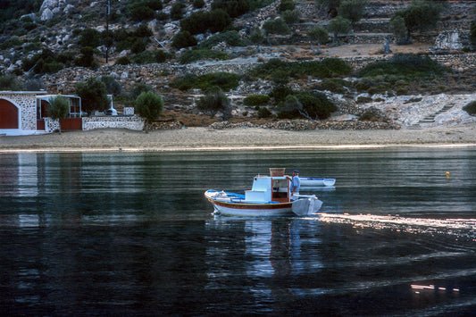 Sifnos, the small boat coming back