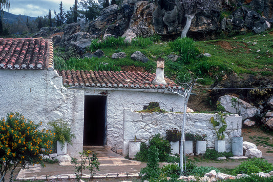 A small house in paralia Thivon