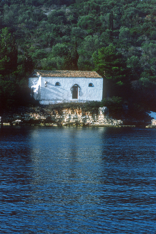 Παξοί η είσοδος προς το λιμάνι