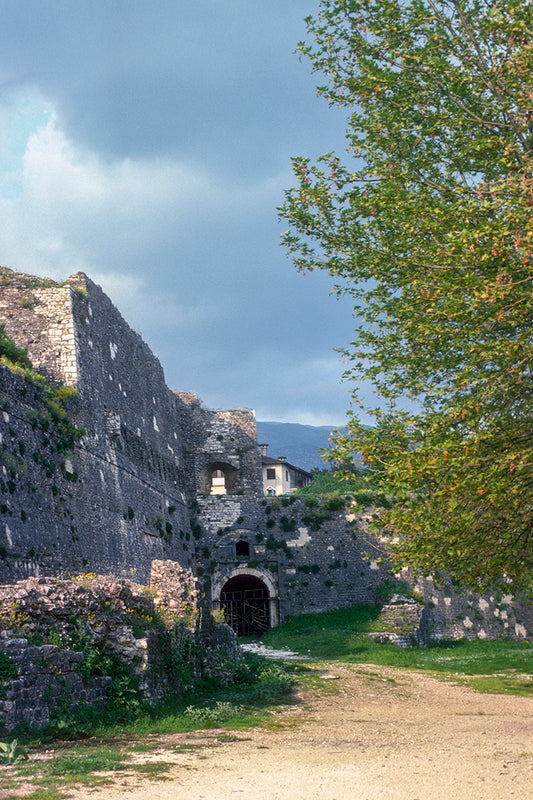 Epirus: A sarai going towards Ioannina