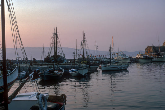 The port in Hydra