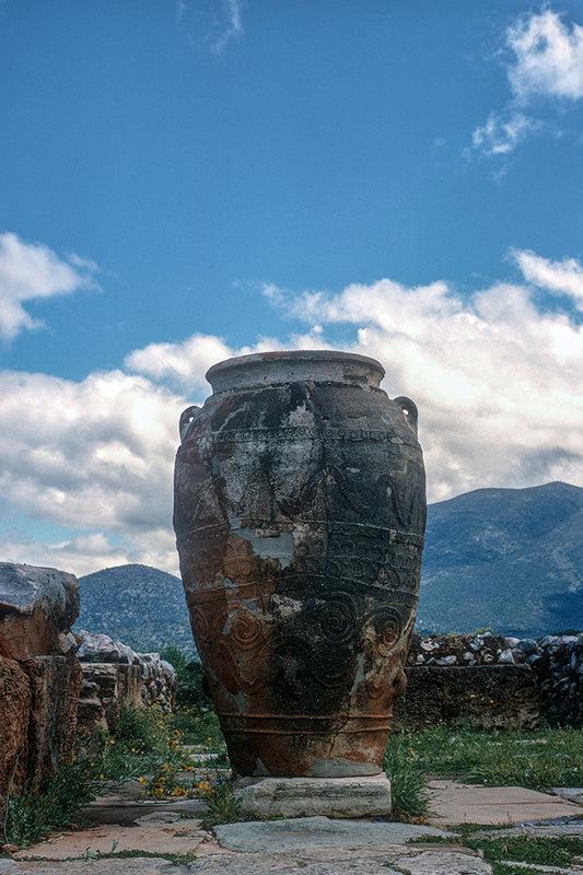 Κρήτη, στα Μάλια αρχαίο πιθάρι