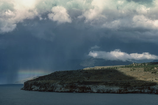 Μάνη στον Διρό το ουράνιο τόξο