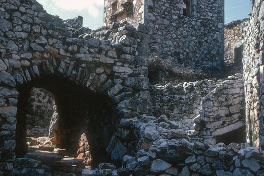 Mani to Lagia plenty of stones