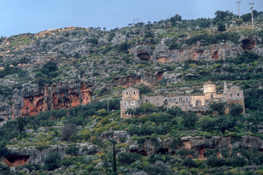 Towards Oitilo the Monastery