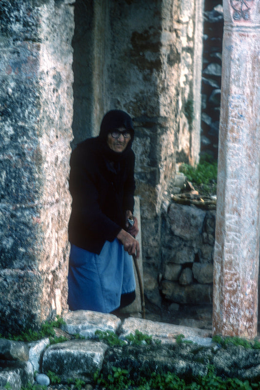 A woman from Gardenitsa in Mani