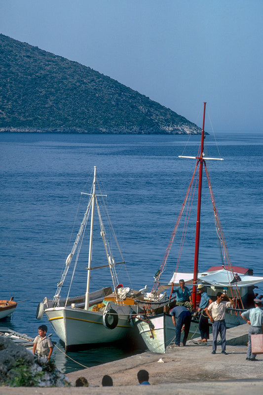 The port in Kyparissi