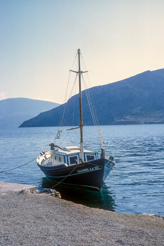 Fishing boat in Galaxeidi