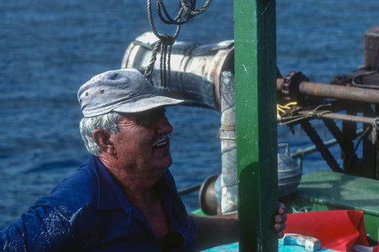 Ο καπετάνιος στο ψαροκάϊκο