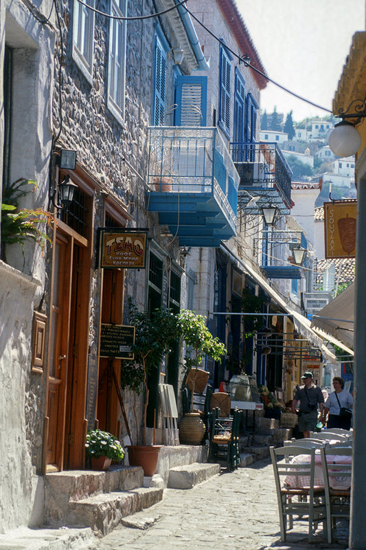 Backstreet in Hydra